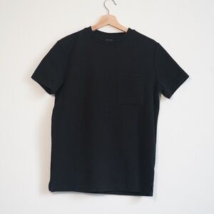 Modern Black Textured T-Shirt with Pocket